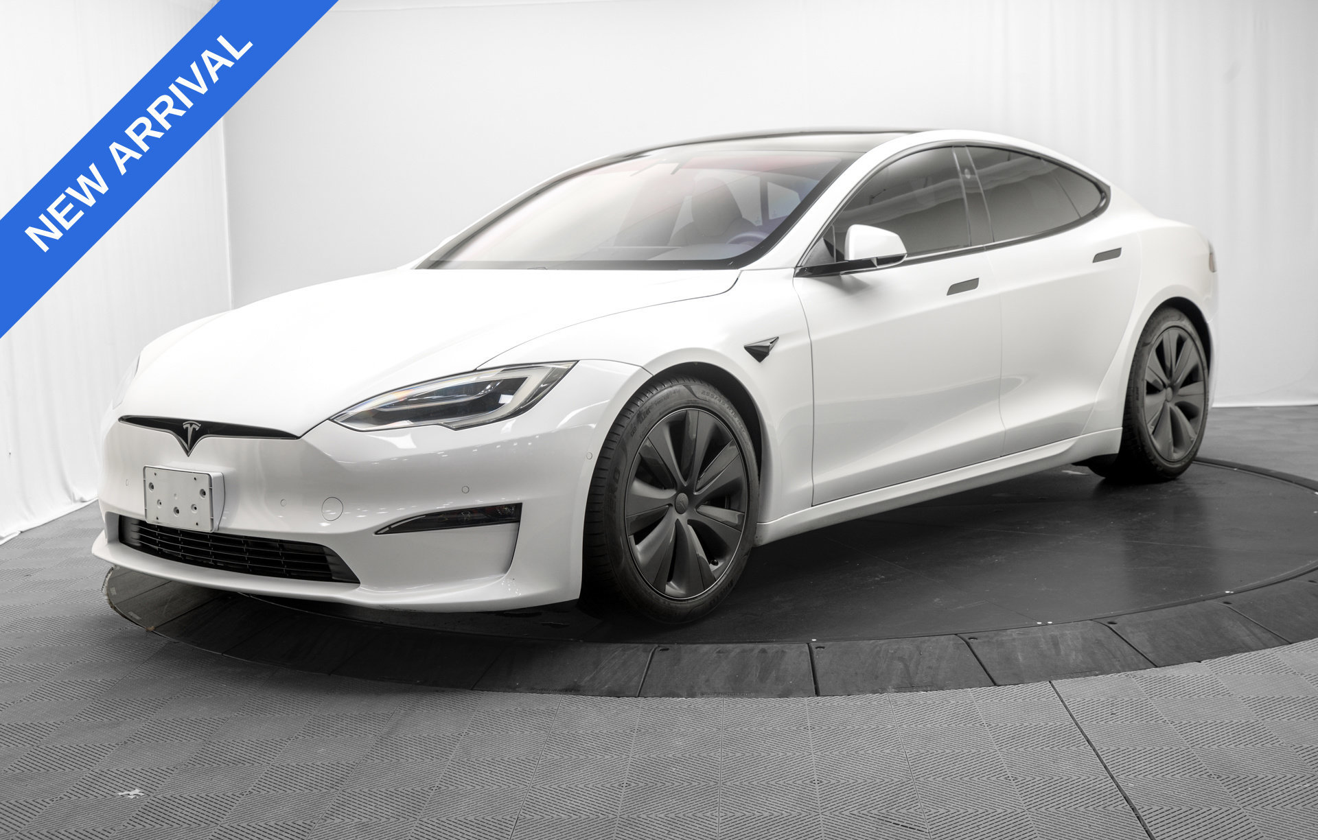Used 2021 Tesla Model S Plaid AWD/4WD image 3
