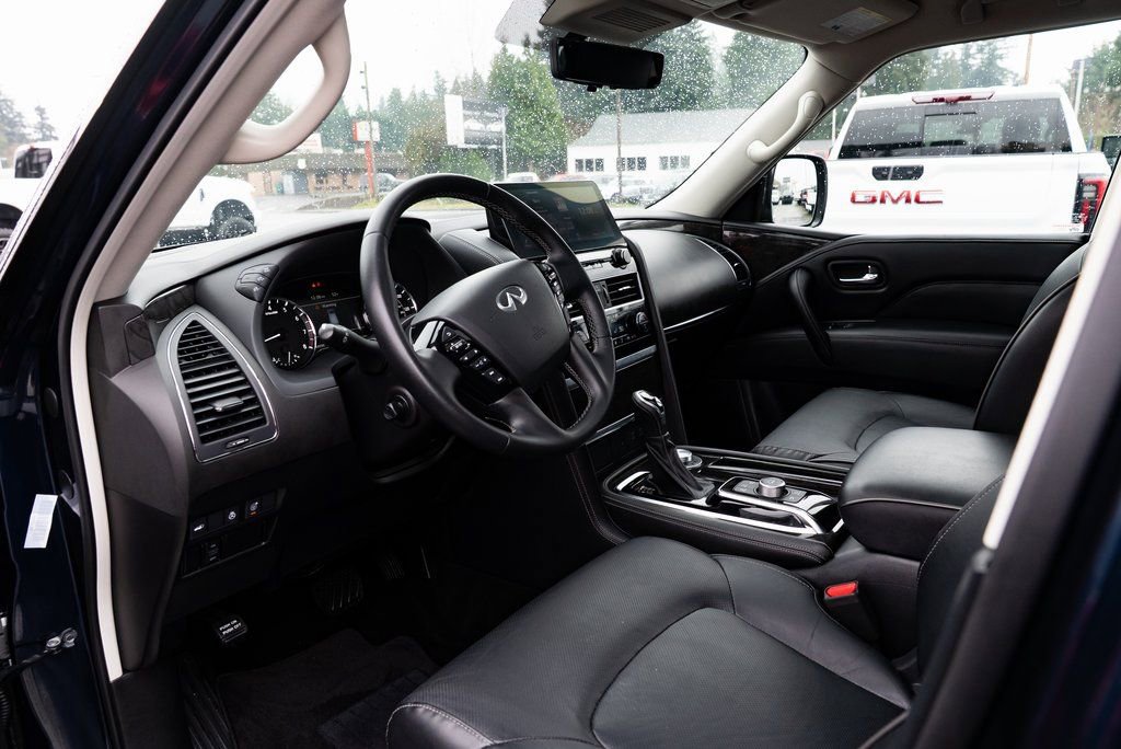 Used 2024 INFINITI QX80 Luxe image 19