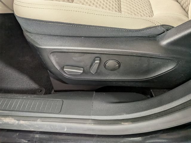 Used 2020 Ford Escape SE FWD image 15