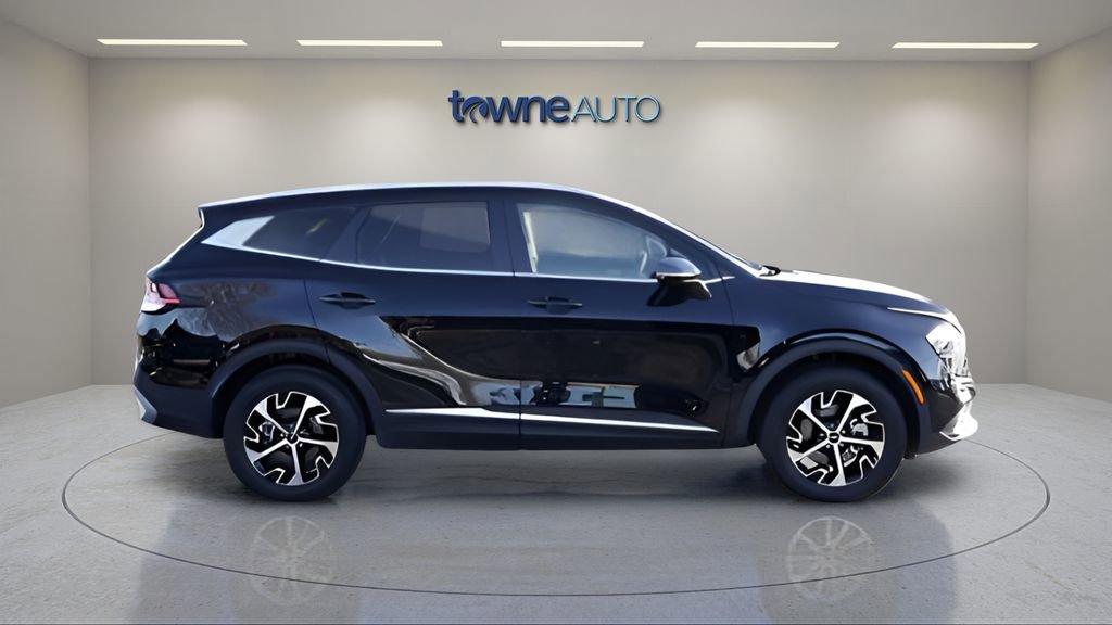 Used 2023 Kia Sportage EX AWD/4WD image 5