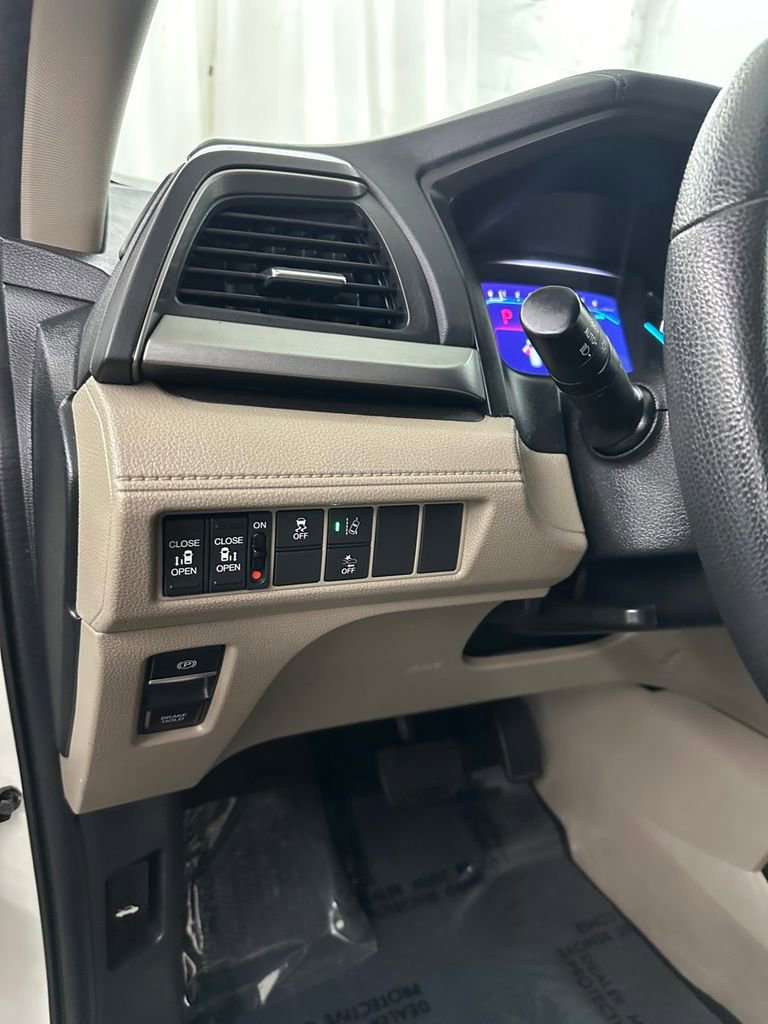 Used 2018 Honda Odyssey EX image 14