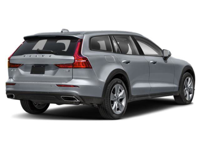 Used 2020 Volvo V60 T5 Cross Country w/ Protection Package Premier image 2