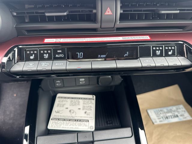 New 2026 Toyota Prius Plug-In Hybrid image 18