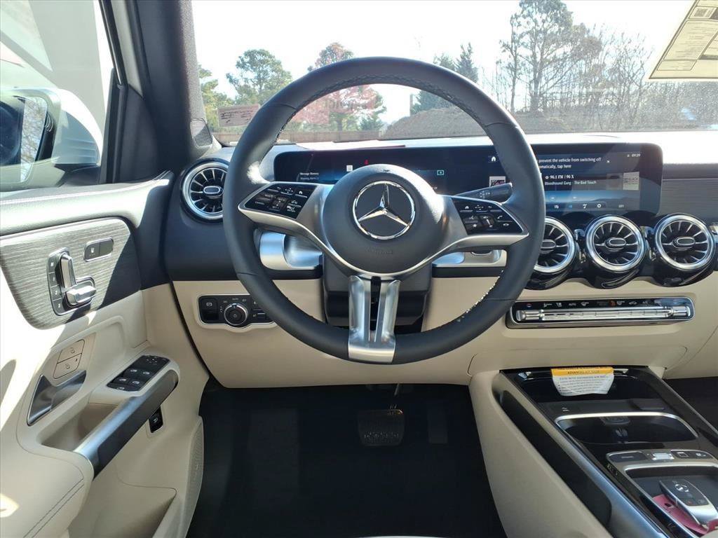 New 2026 Mercedes-Benz GLB 250 4MATIC image 22