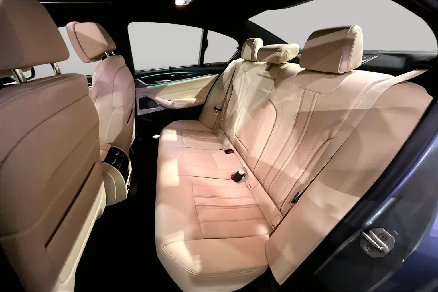 Used 2020 BMW 540i xDrive w/ Executive Package AWD/4WD image 20