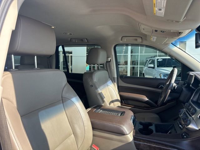 Used 2016 Chevrolet Tahoe LT w/ Luxury Package image 9
