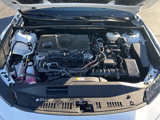 Used 2025 Toyota Camry SE image 11