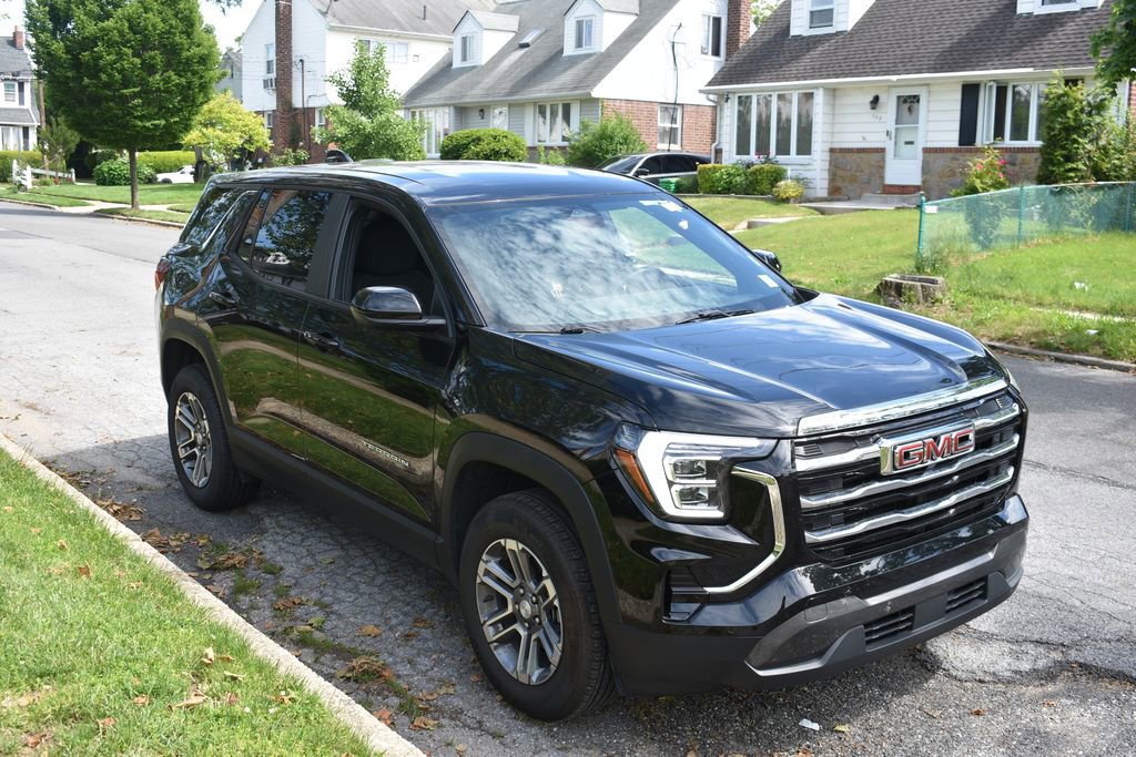 Used 2026 GMC Terrain Elevation FWD image 4