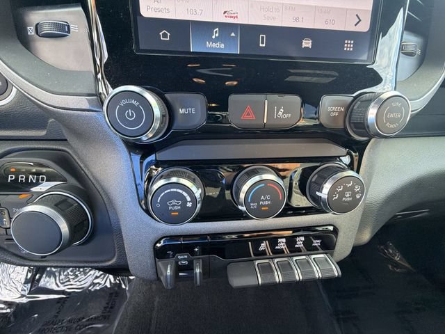 Used 2025 RAM 1500 Tradesman w/ Night Edition AWD/4WD image 18