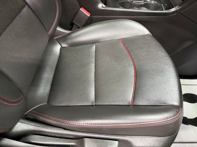Used 2022 Chevrolet Equinox RS w/ RS Leather Package AWD/4WD image 27