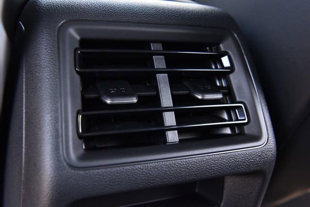 New 2026 Volkswagen Tiguan SE R-Line image 23