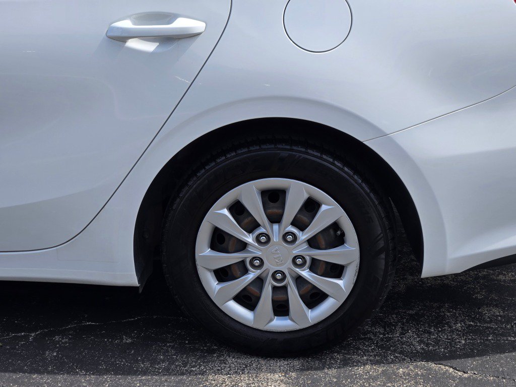 Used 2021 Kia Forte Sedan FWD image 15