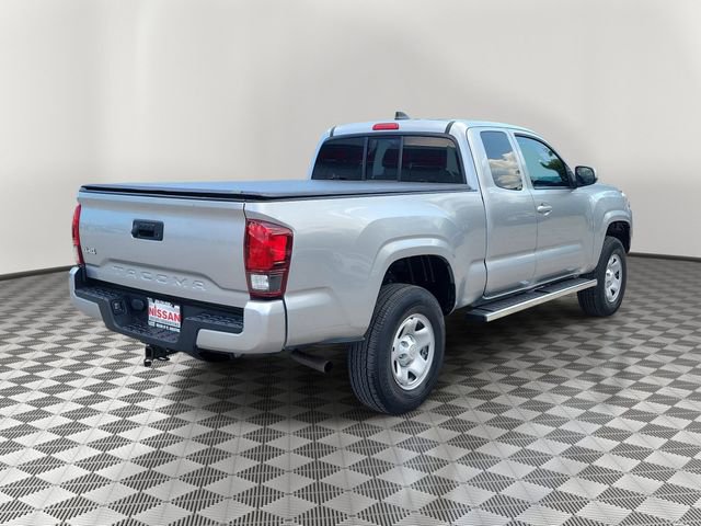 Used 2022 Toyota Tacoma SR w/ SR Convenience Package AWD/4WD image 2