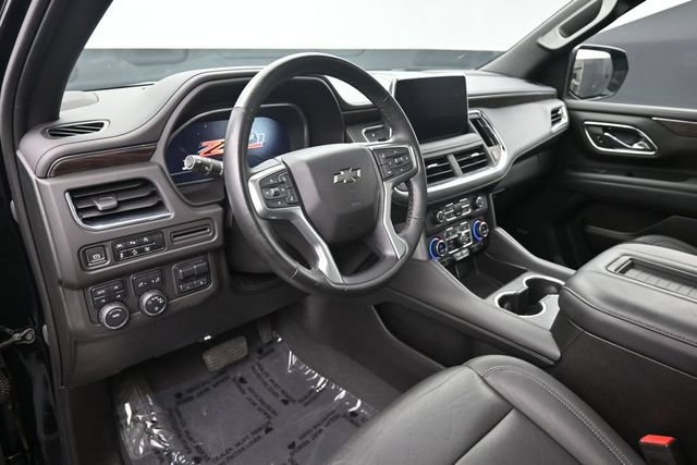 Used 2023 Chevrolet Tahoe Z71 w/ Luxury Package AWD/4WD image 12
