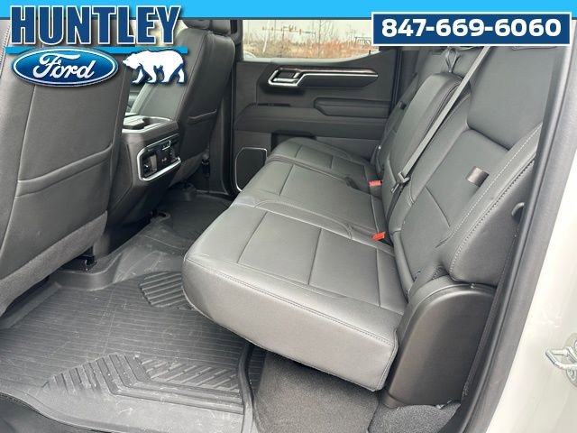 Used 2025 Chevrolet Silverado 1500 LTZ image 13