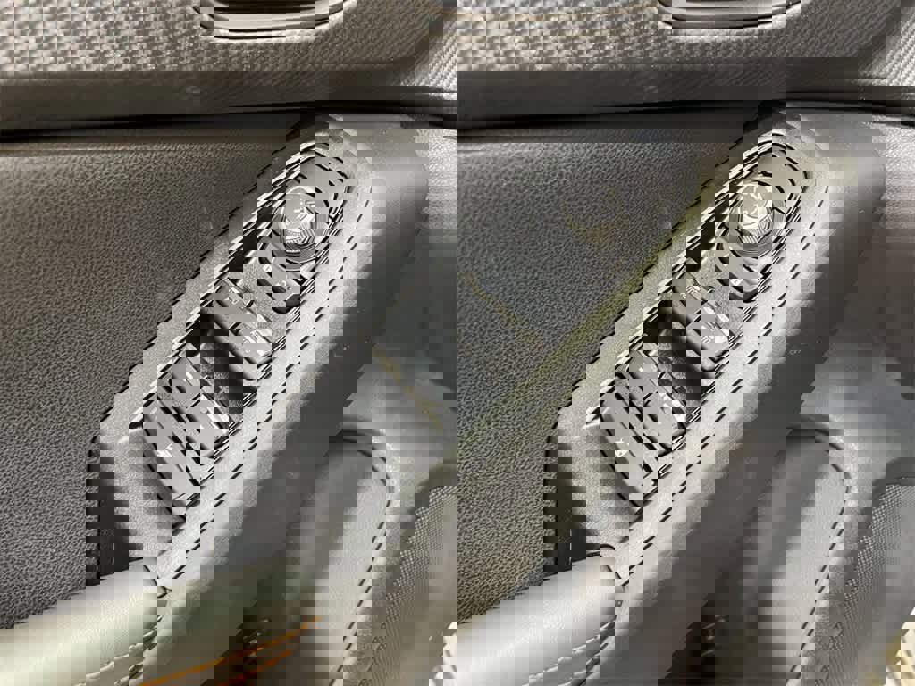 Certified 2025 Subaru Crosstrek 2.5i Limited image 14