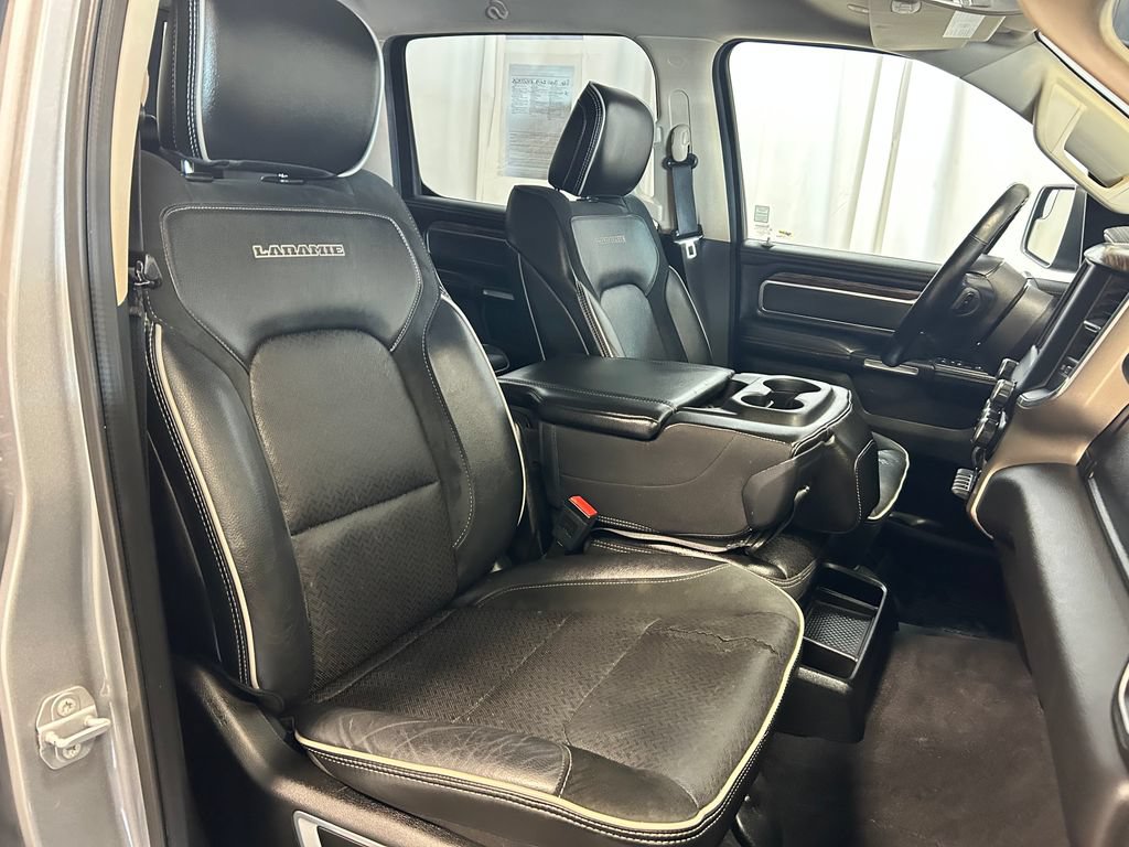 Used 2019 RAM 1500 Laramie AWD/4WD image 21