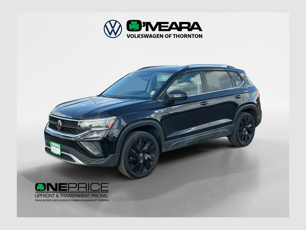 Used 2024 Volkswagen Taos SE w/ Panoramic Sunroof Package