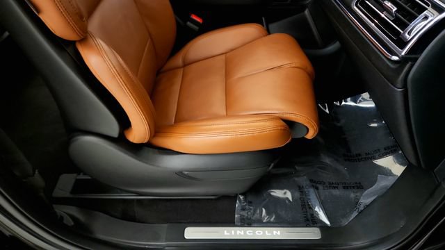 Used 2021 Lincoln Navigator Reserve AWD/4WD image 34