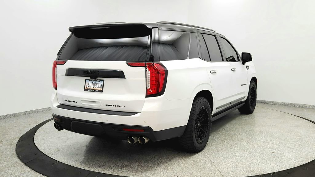 Used 2021 GMC Yukon Denali w/ Denali Ultimate Package image 11