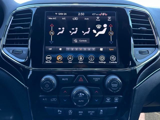 Used 2021 Jeep Grand Cherokee Limited image 24