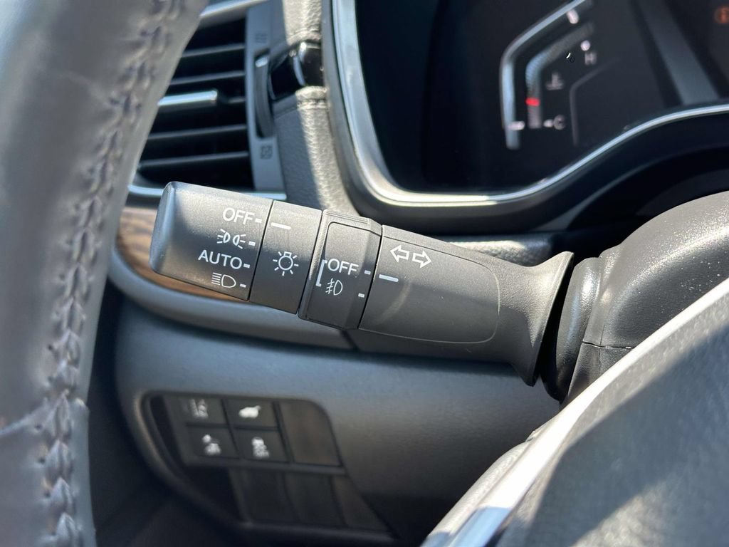 Certified 2021 Honda CR-V Touring image 22