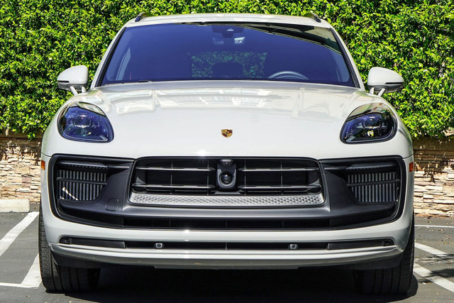 Used 2025 Porsche Macan GTS AWD/4WD image 14