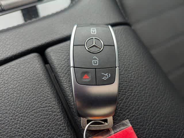 Used 2024 Mercedes-Benz GLS 450 4MATIC image 36