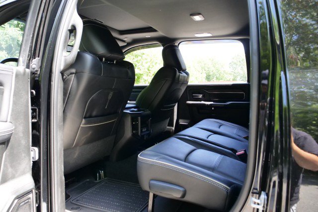Used 2024 RAM 3500 Limited AWD/4WD image 23