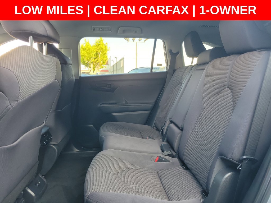 Used 2022 Toyota Highlander LE FWD image 15