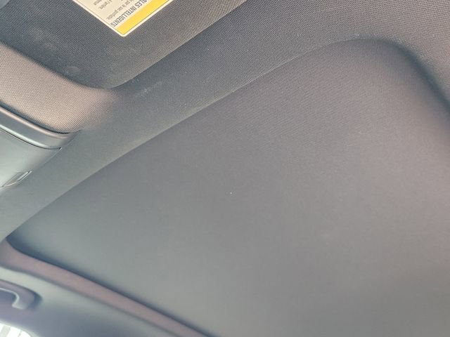 Used 2024 Cadillac XT4 Luxury w/ Cold Weather Package FWD image 25