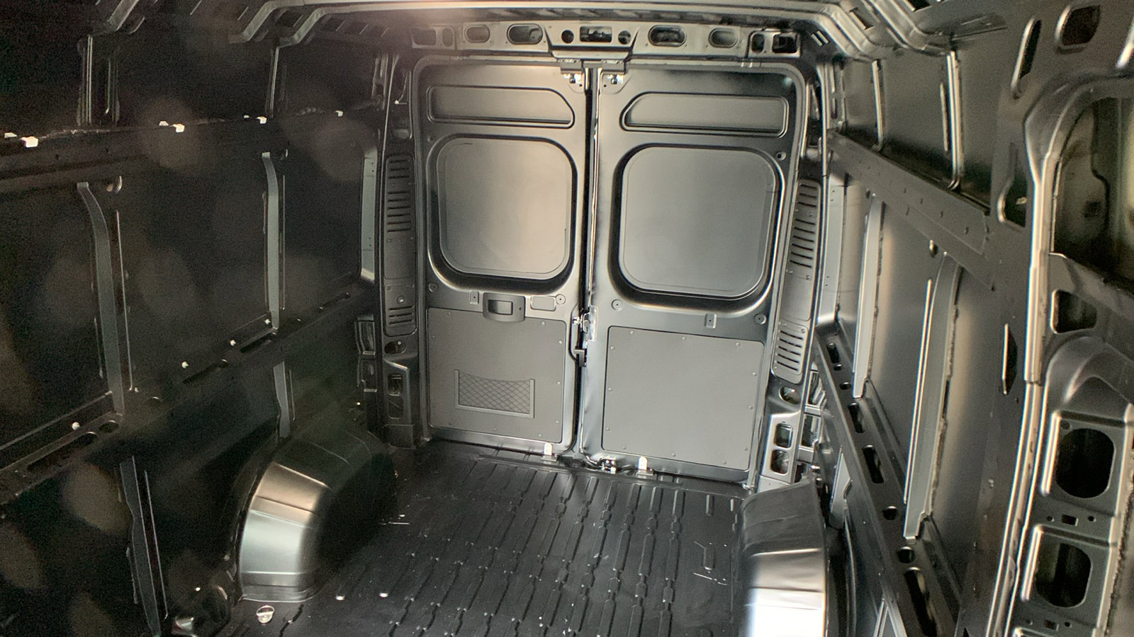 New 2025 RAM ProMaster 2500 w/ Convenience Group image 29