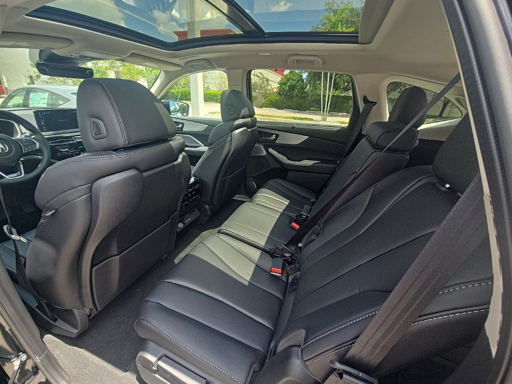 New 2026 Acura MDX w/ Technology Package FWD image 28