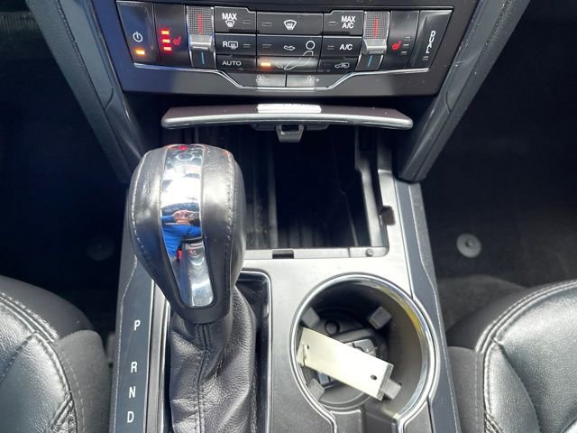 Used 2018 Ford Explorer XLT w/ Equipment Group 202A image 18