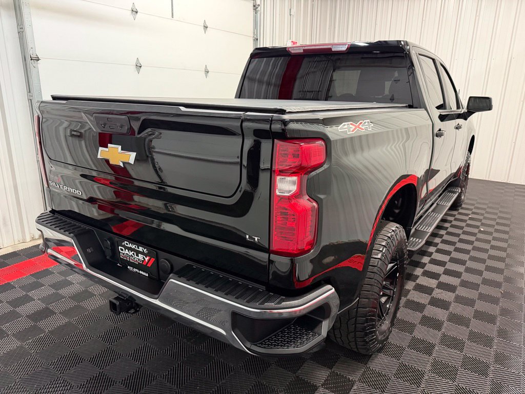 Used 2024 Chevrolet Silverado 1500 LT AWD/4WD image 18