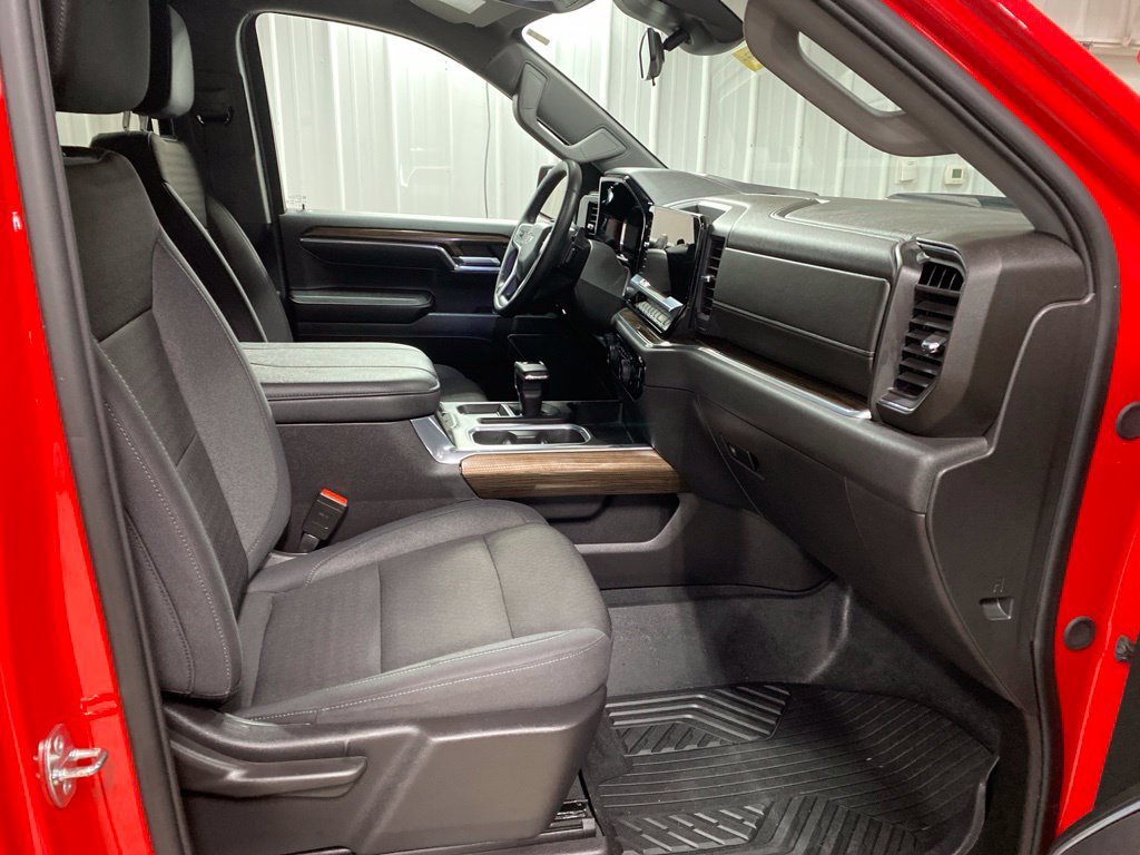 Used 2024 Chevrolet Silverado 1500 LT Trail Boss w/ Protection Package AWD/4WD image 20