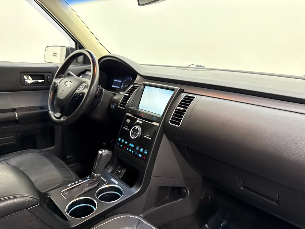 Used 2014 Ford Flex Limited w/ Equipment Group 303A AWD/4WD image 28