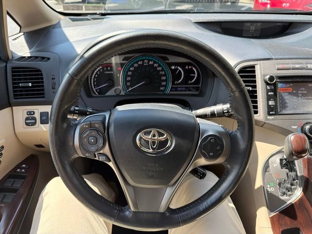 Used 2013 Toyota Venza XLE FWD image 12