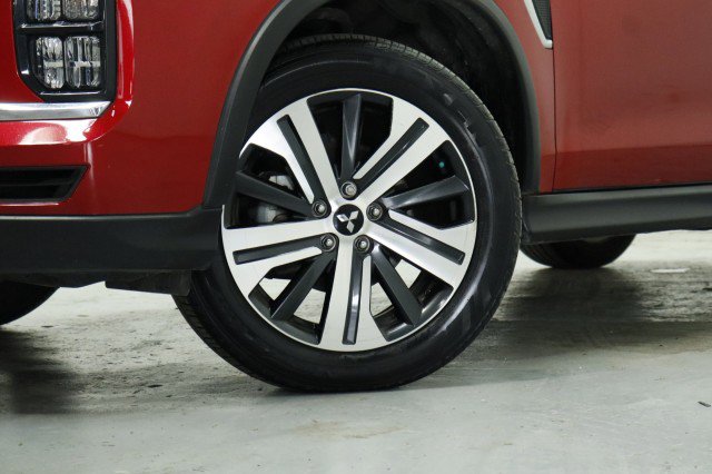 Used 2023 Mitsubishi Outlander Sport SE AWD/4WD image 3