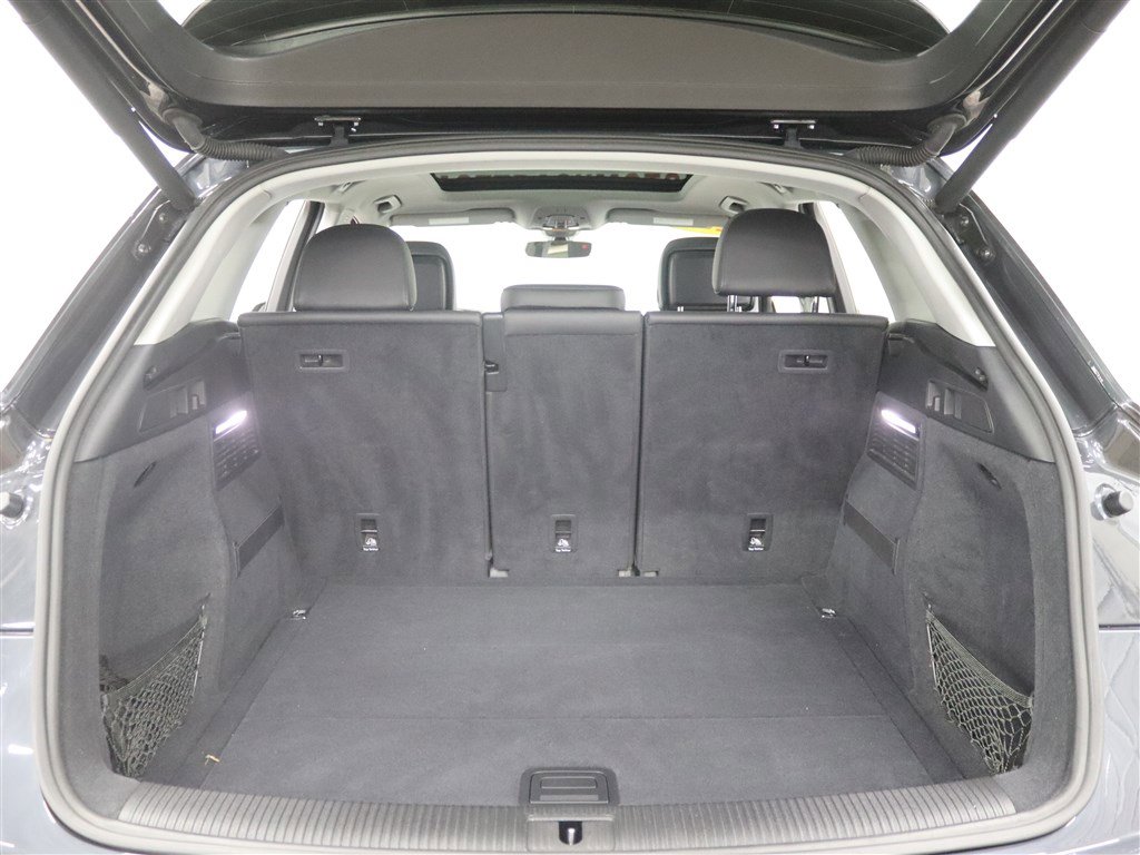 Used 2018 Audi Q5 2.0T Premium Plus w/ Premium Plus Package image 16