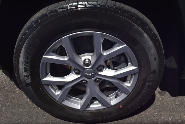 Used 2022 Jeep Grand Cherokee L Limited AWD/4WD image 57