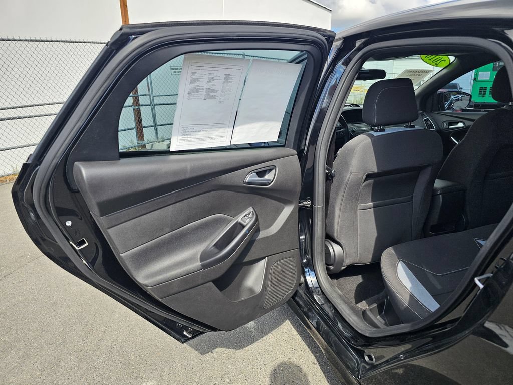 Used 2016 Ford Focus ST FWD image 15