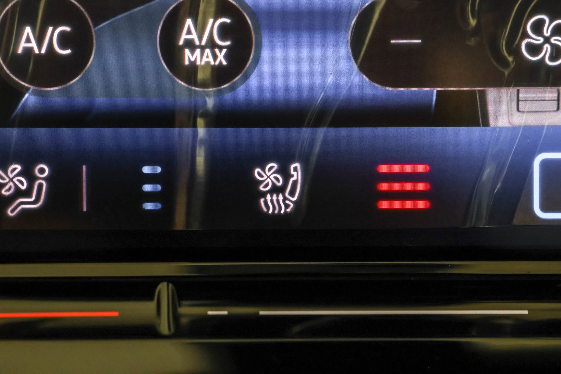 New 2026 Volkswagen Golf AWD/4WD image 30