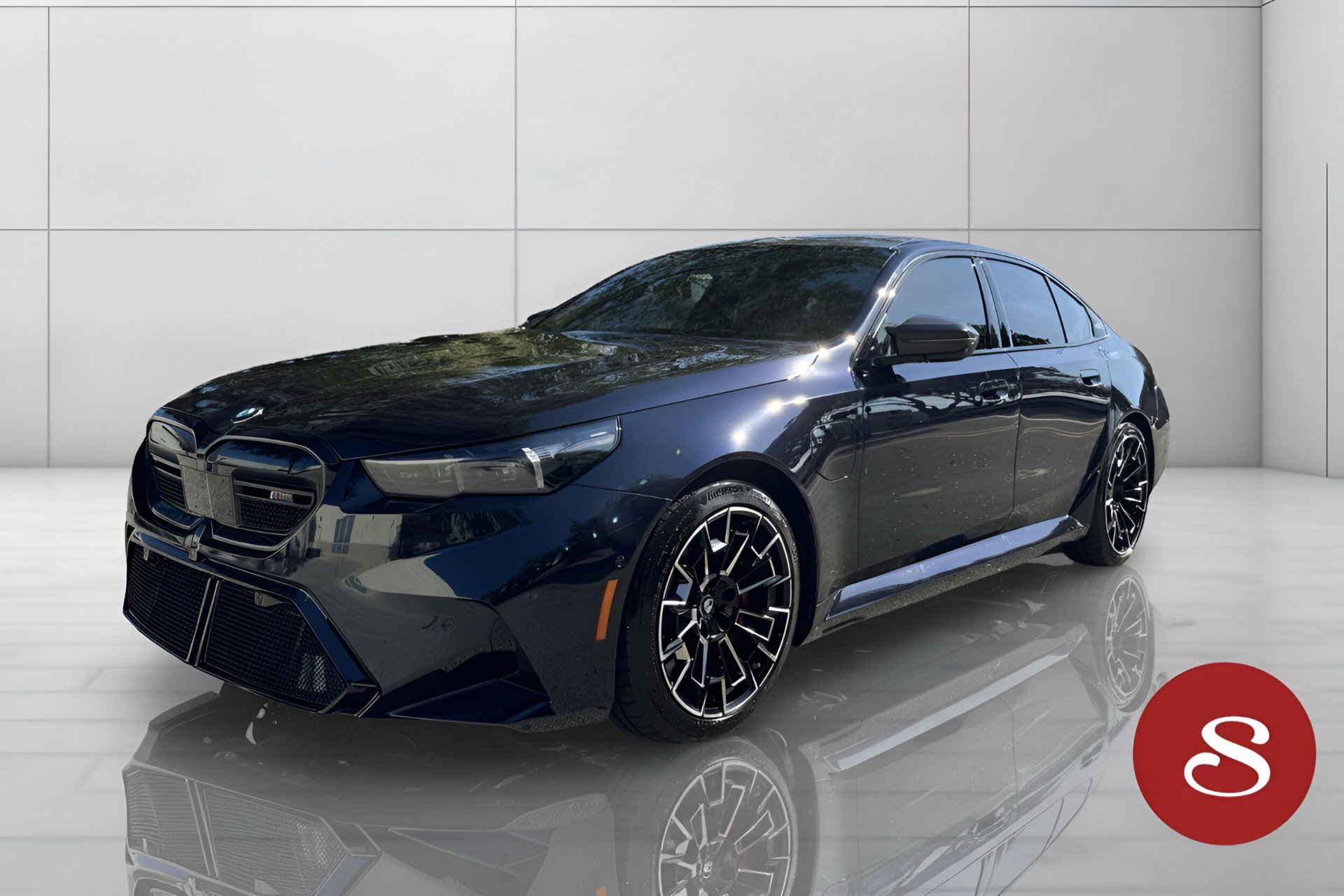 Used 2026 BMW M5 w/ Carbon Package image 4