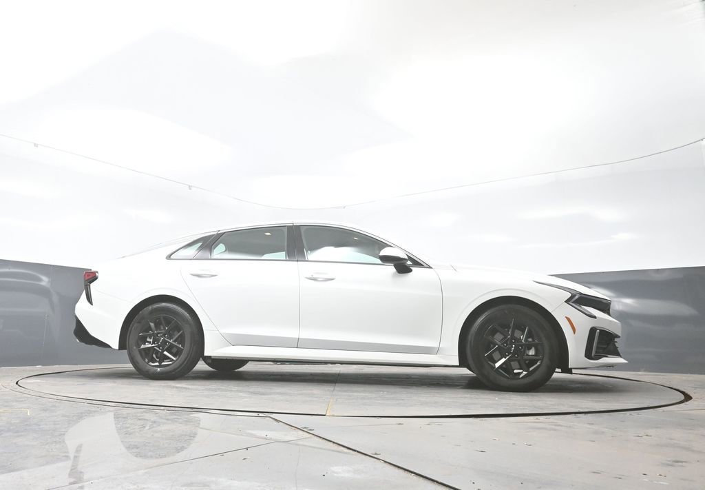 Used 2025 Kia K5 LXS image 50