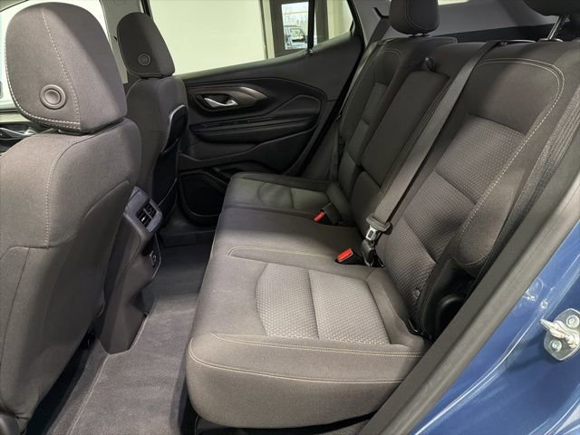 Used 2024 GMC Terrain SLE AWD/4WD image 25