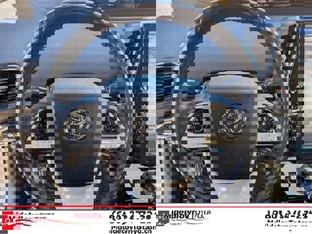 Used 2017 Toyota Prius Prime Premium image 17