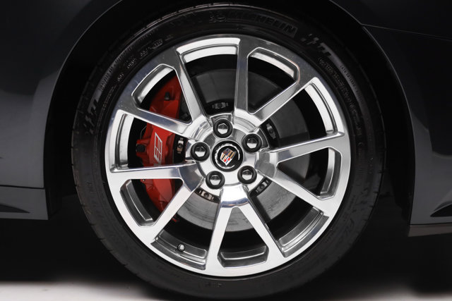 Used 2015 Cadillac CTS V RWD image 37