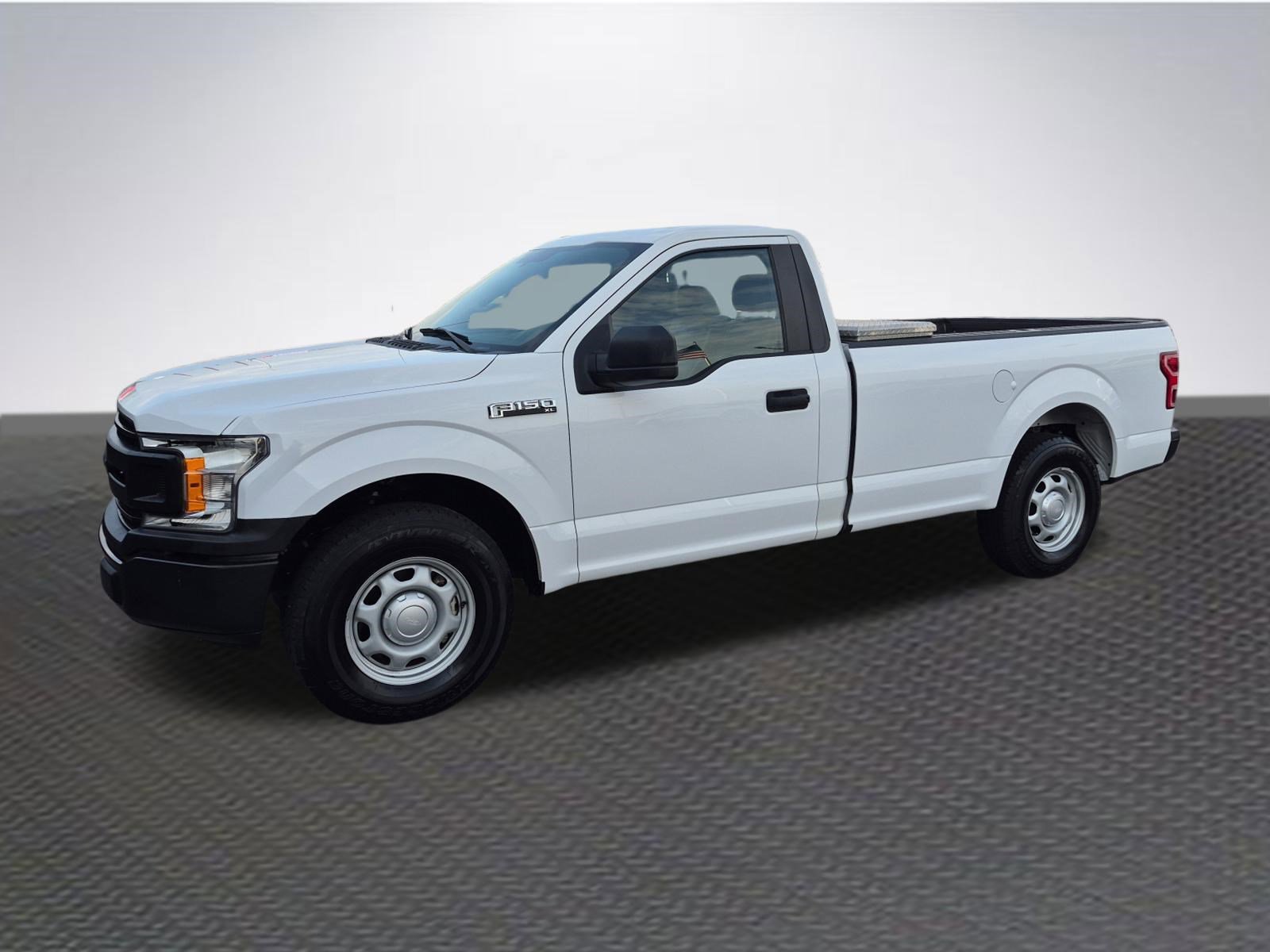 Used 2018 Ford F150 XL w/ Equipment Group 101A Mid image 2