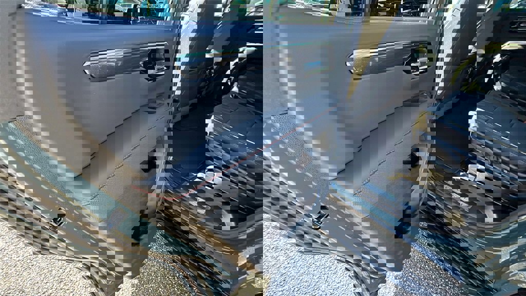 New 2026 Chevrolet Tahoe RST w/ Comfort Package image 17